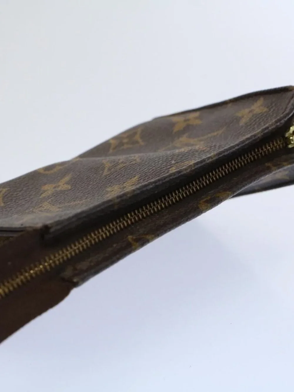 LOUIS VUITTON Monogram Poche Toilette 15 Pouch M47546 LV Auth th4338